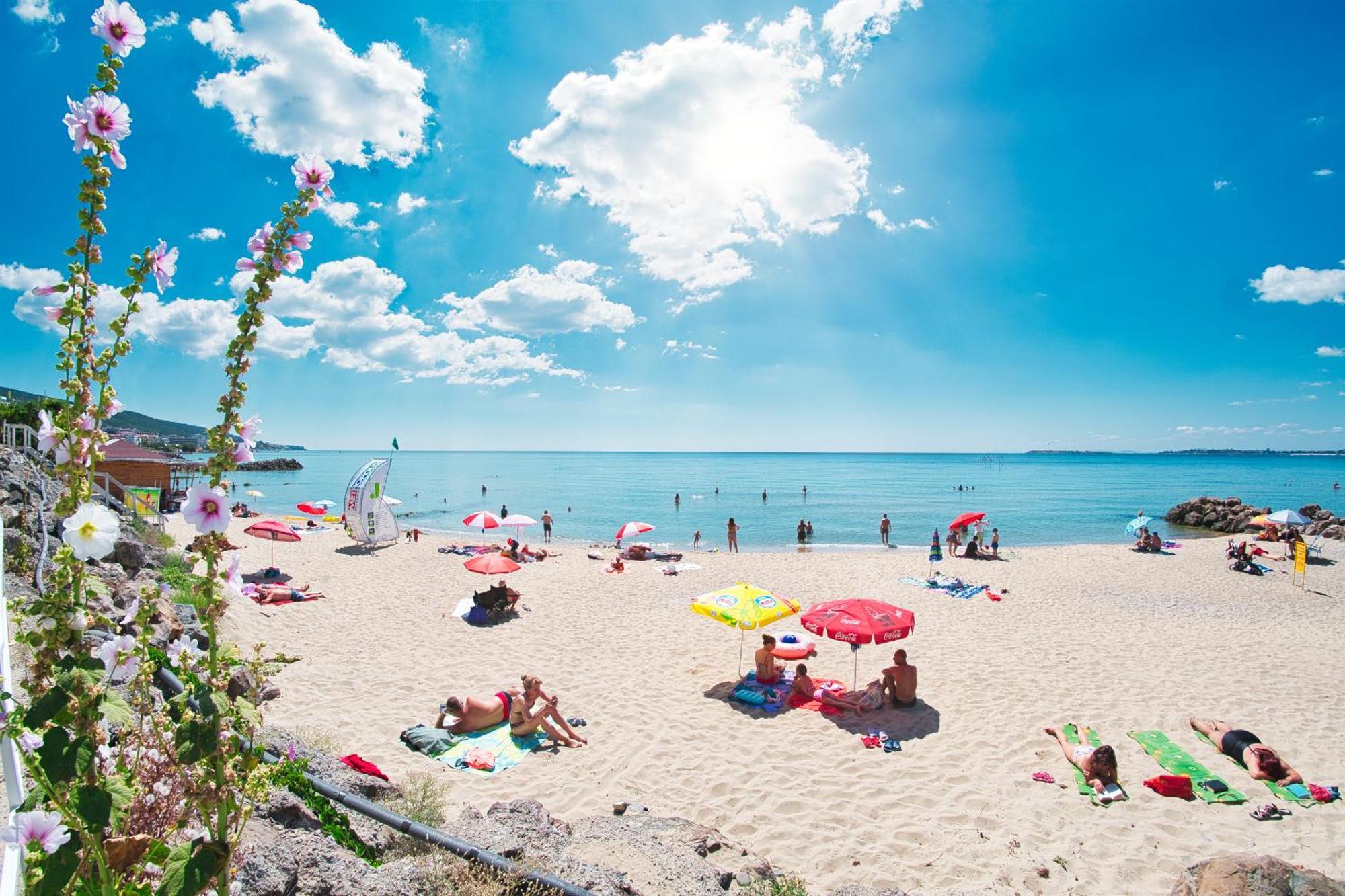 Prestige Mer D'Azur Sunny Beach Buitenkant foto