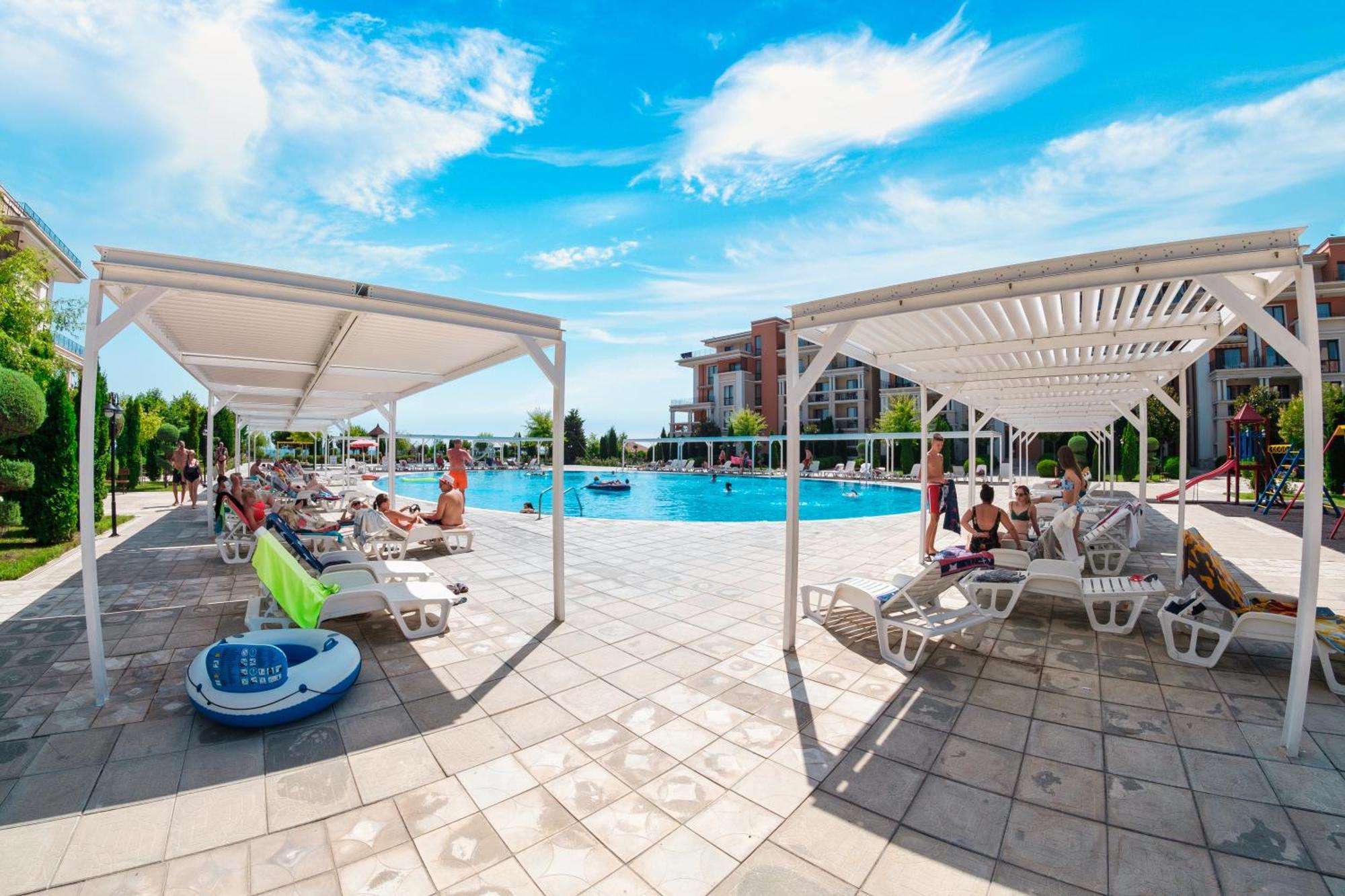 Prestige Mer D'Azur Sunny Beach Buitenkant foto