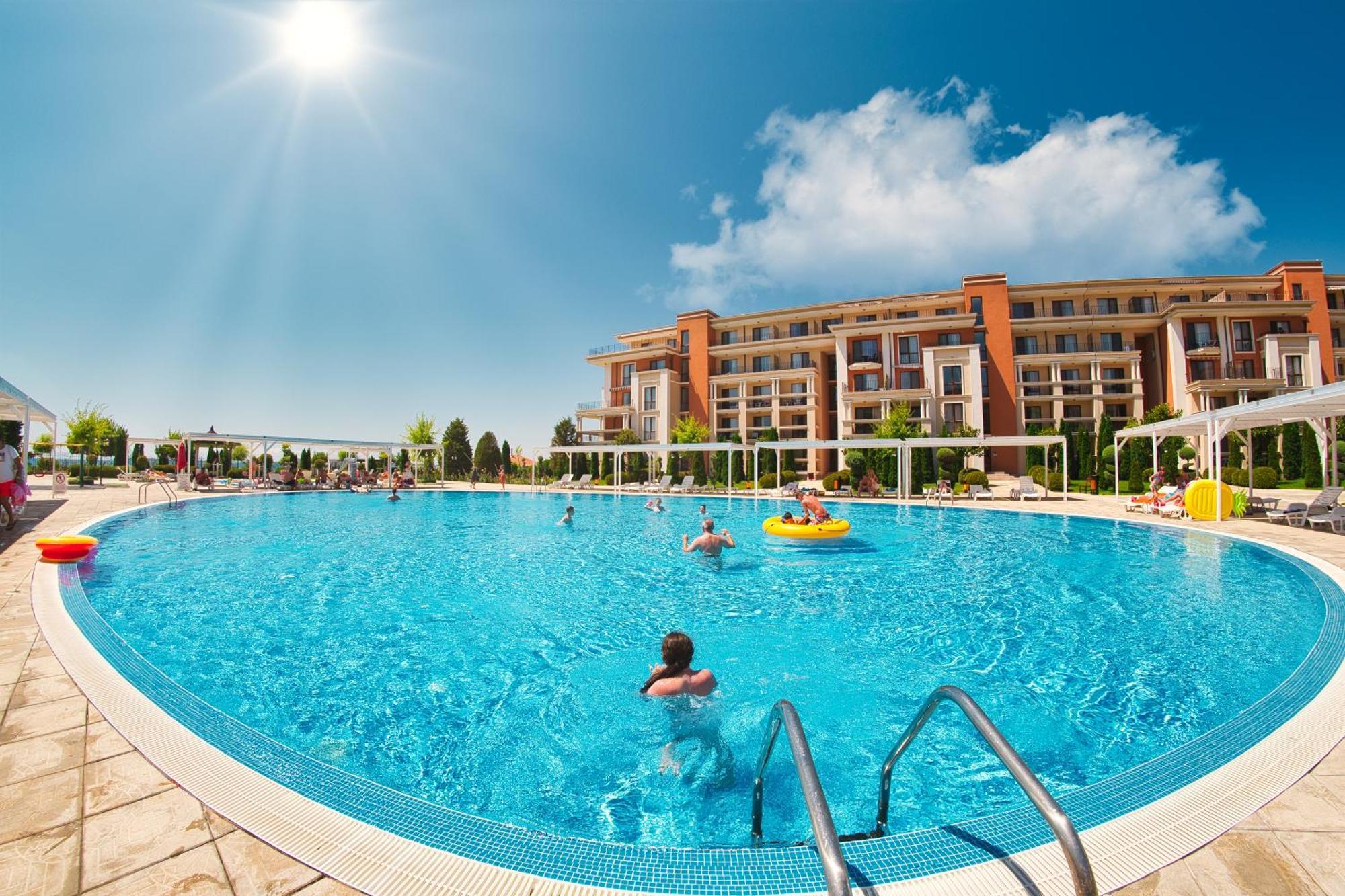 Prestige Mer D'Azur Sunny Beach Buitenkant foto
